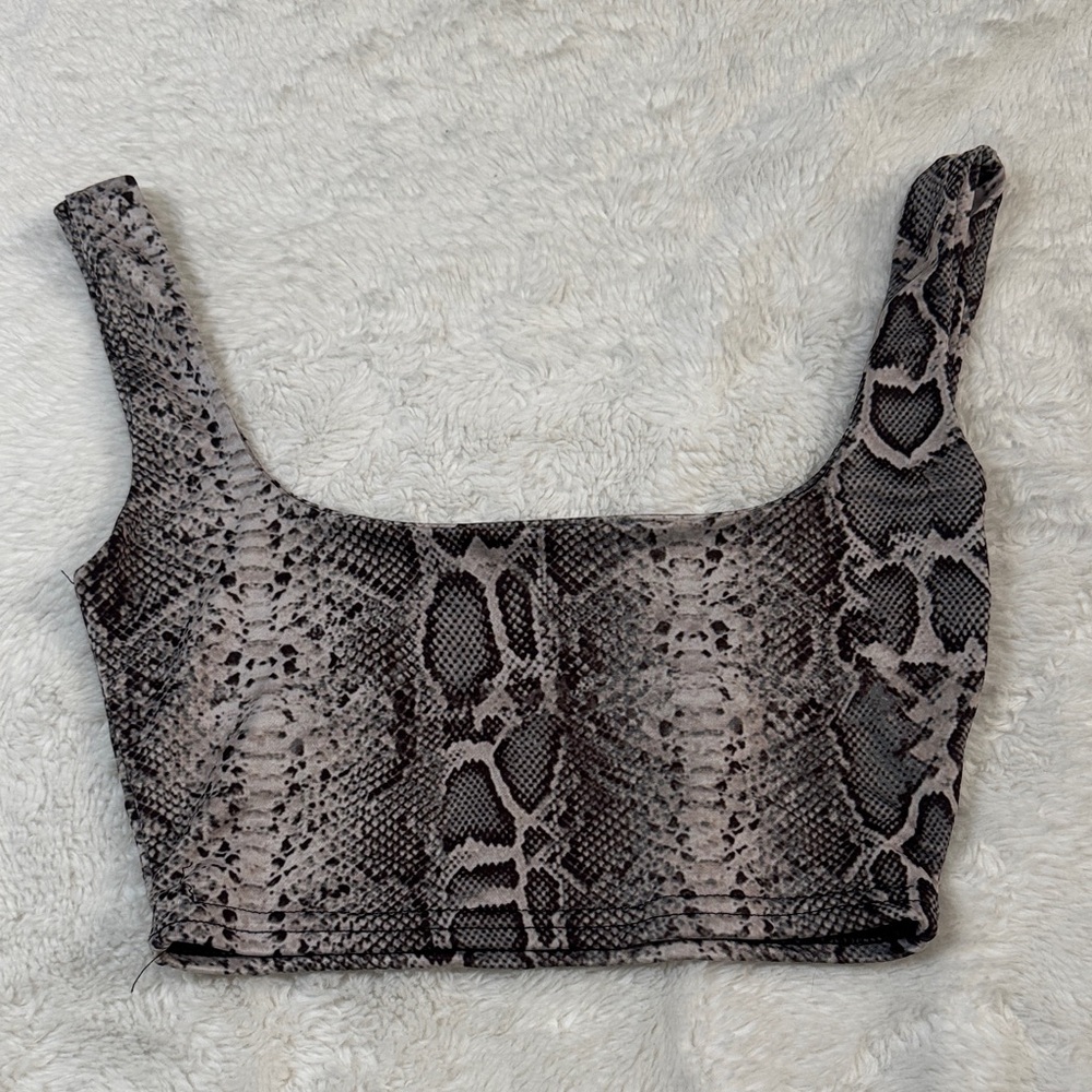 Missguided Tank